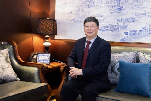 Guowen Huang 黃國文 教授 副院長